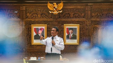 Mentan Soroti Dugaan Kartel Pangan di Balik Lonjakan Harga Ayam dan Telur