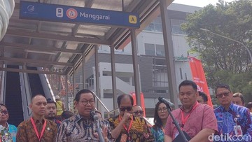 LRT Jakarta Rp 12,1 Triliun Beroperasi: Analisis Dua Sisi Fundamental
