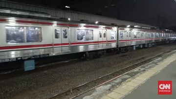 KAI Commuter Buka Suara Usai Siswi Tewas Tertabrak KRL di Jurangmangu