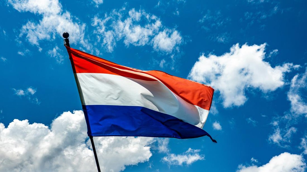 Warga Indonesia Pertama Dilantik Jadi Menteri di Belanda
