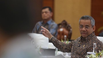 Suahasil Buka Suara Soal Program Sekolah Gratis dan Beban Anggaran