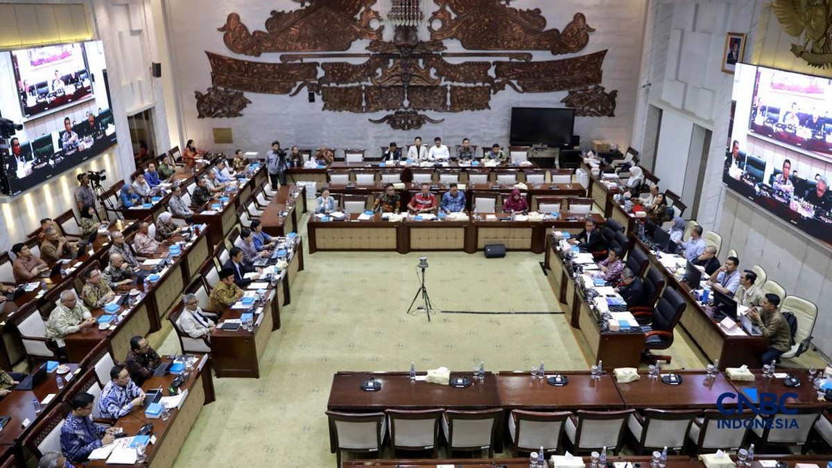 DPR Umumkan Hasil Uji Calon Gubernur Bank Indonesia Sore Ini