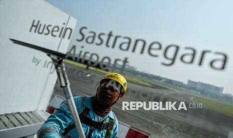 Bandara Husein Sastranegara Kembali Layani Jet: Dua Sisi Dampak Ekonominya