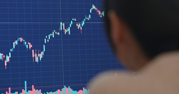 IHSG Lesu Akibat Rebalancing, MIDI, SUNI, INET Justru Gemilang