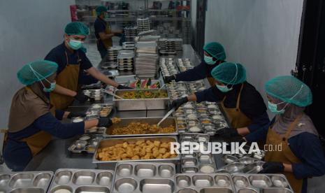 BGN Uji Coba Konsep Prasmanan untuk Makan Bergizi Gratis