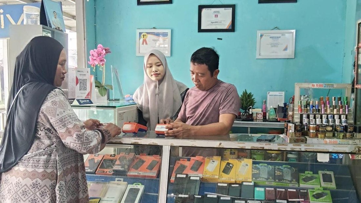 Agen BRILink di Kalsel Salurkan Bansos ke 2.000 Keluarga
