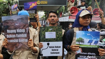 Gelombang Penolakan Geothermal: Dilema Transisi Energi dan Hak Masyarakat Adat