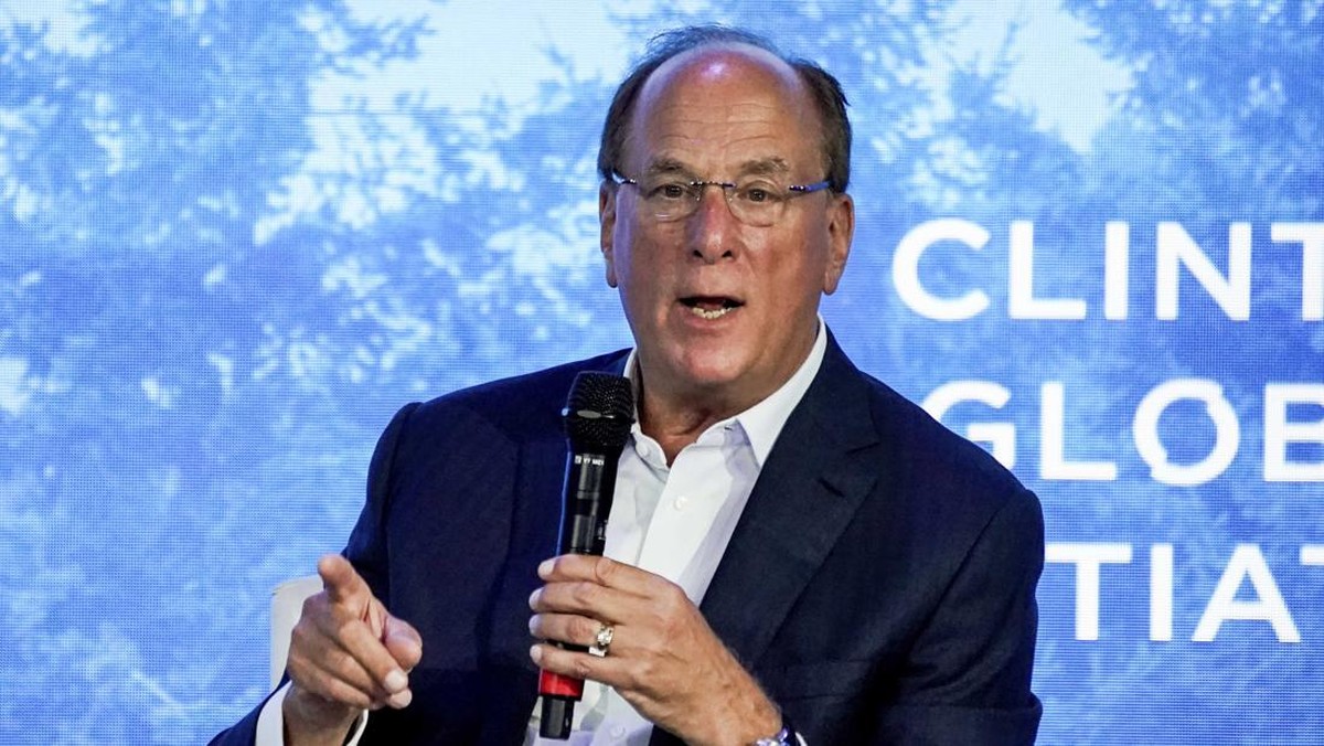 Tabungan Tanpa Investasi: Ancaman Krisis Pensiun Menurut BlackRock