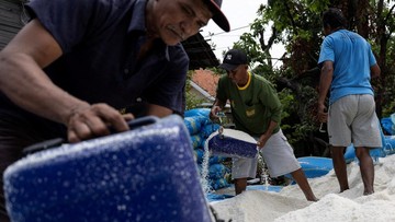 El Nino Dorong Produksi Garam Cirebon Meningkat Signifikan