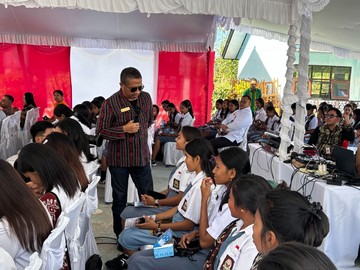 Edukasi Duta Literasi Keuangan OJK Bangun Kebiasaan Menabung Pelajar Rote Ndao