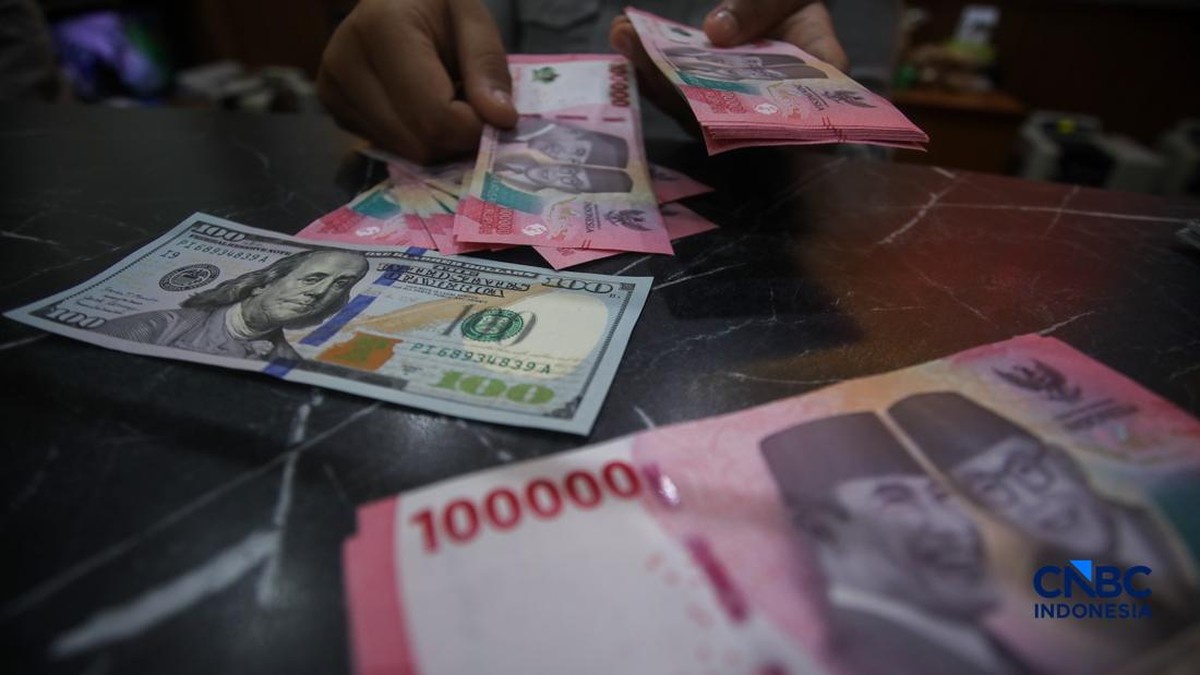 Rupiah Menguat ke Rp17.825, BI Tahan Bunga: Stabilitas atau Sementara?