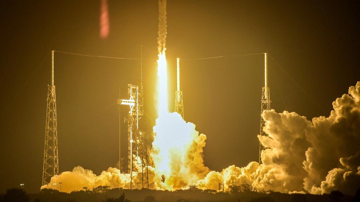 SpaceX Bakar Rp288 Triliun demi AI: Lonjakan Pendapatan Bayangi Kerugian