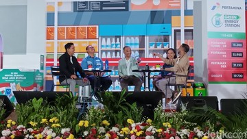 Pertamina Kembangkan SAF dari Minyak Jelantah untuk Penerbangan