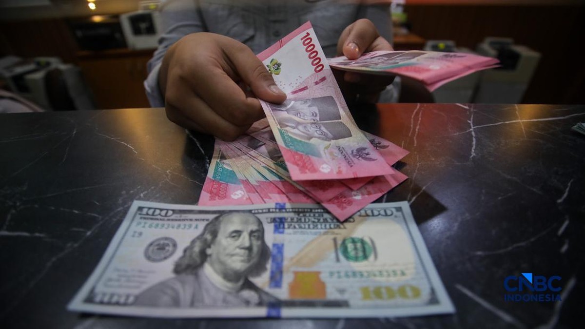 Rupiah Menguat ke Rp17.957 Jelang Rilis PDB Kuartal II-2026