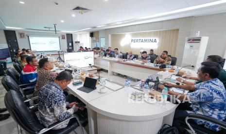 Dewan Komisaris Pertamina Patra Niaga Tinjau Ketahanan Energi di Kepri