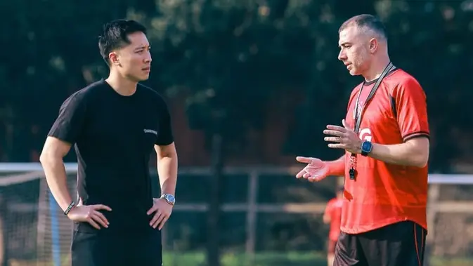 Arthur Irawan Awasi TC Persik Kediri di Solo dengan Data