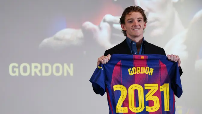 Debut Gordon di Camp Nou Bantu Barcelona Menang 3-1