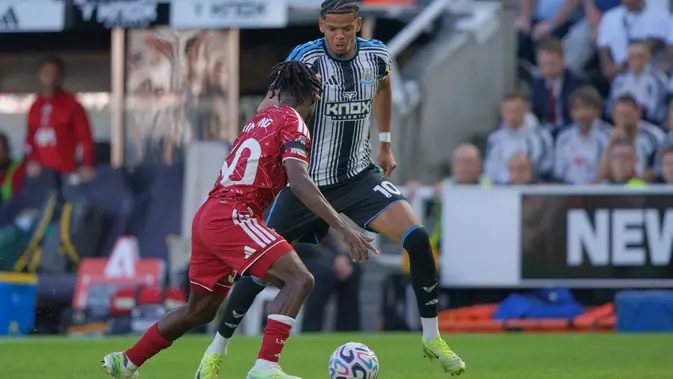 William Osula Terhenti Frimpong, Newcastle Tahan Liverpool di St James' Park