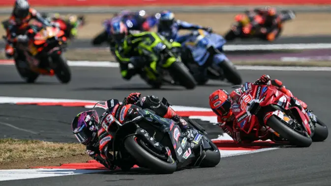Martin Taklukkan Silverstone, Marquez Terjebak Duel Ketat MotoGP Inggris 2026