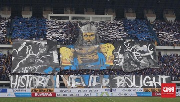 Viking Persib Kutuk Keras Penyerangan Bus EPA U-18 di Batang