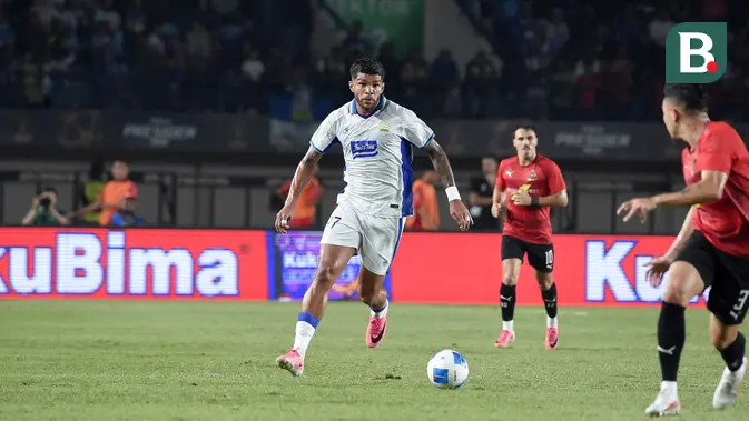 Gol Perdana Sekulic Bawa Persib ke Semifinal Piala Presiden