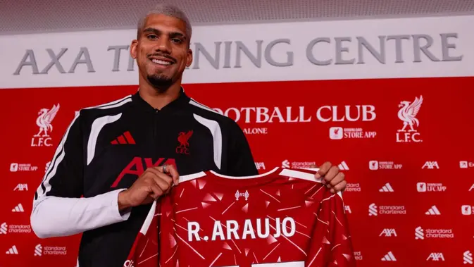 Resmi: Ronald Araujo Gabung Liverpool dari Barcelona dengan Status Pinjaman