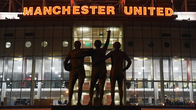 Manchester United Menang Dramatis 2-1 atas Newcastle di Old Trafford
