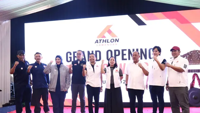 Ketua Harian PB Akuatik Resmikan Athlon Sawangan