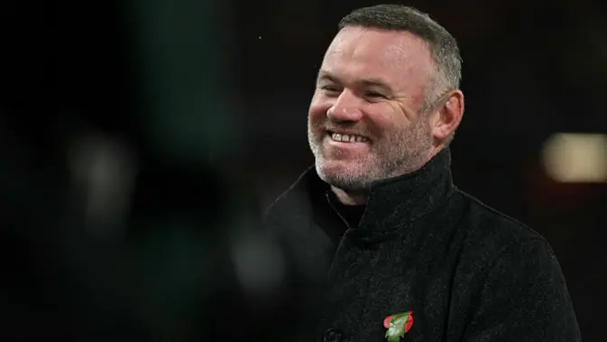 Wayne Rooney Terlihat Senyum di Anfield, Mantan Kapten Inggris Siapkan Peran Baru di Dunia TV