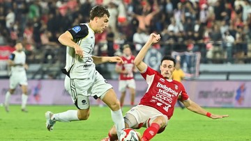 Persija Pinjamkan Mauro Zijlstra ke Arema Demi Menit Bermain