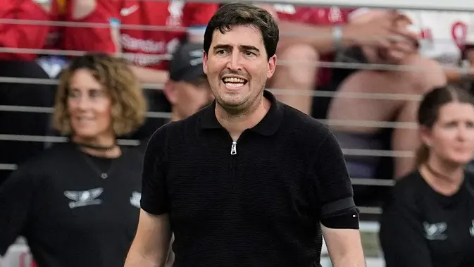 Kemarahan Iraola Warnai Uji Coba Liverpool di Nashville