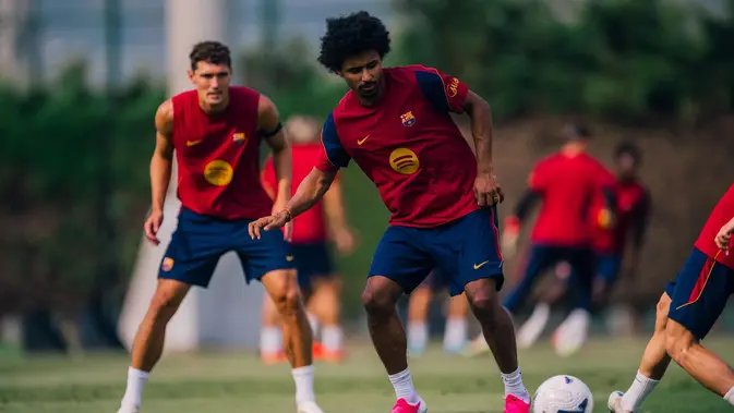 Hat-trick Adeyemi di Laga Internal, Barcelona Menang 4-2