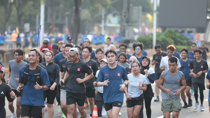 Youniverse Active Day: Ribuan Pelari Meriahkan Sudirman Lewat RUN & RAVE