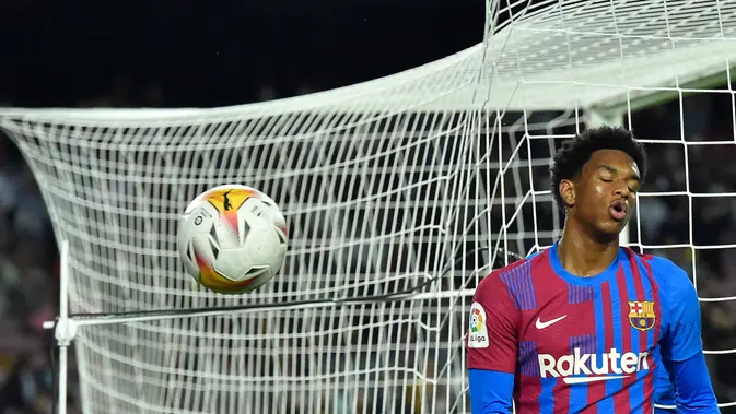 Barcelona Tertahan 1-1 Lawan Alaves di Camp Nou