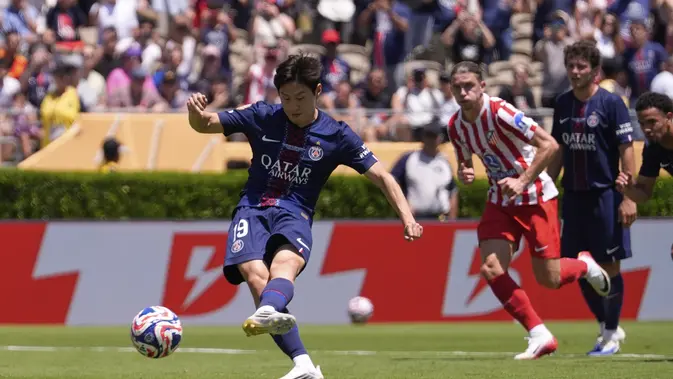 PSG Gilas Atletico 4-1, Lee Kang-in Sempurna dari Titik Putih