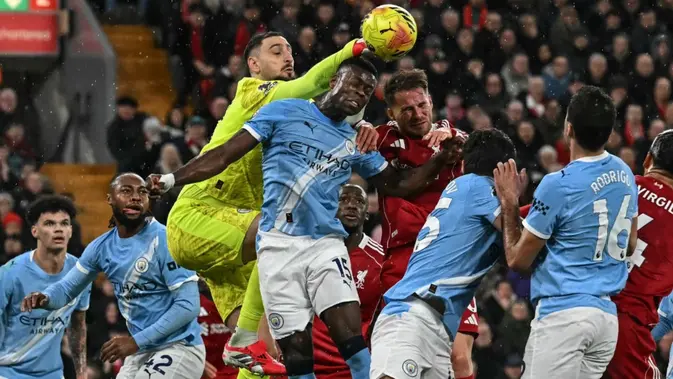 Donnarumma Gemilang di Anfield, Manchester City Curi Tiga Poin Krusial