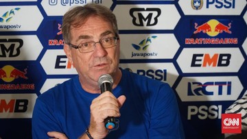 Persib Bandung Kena Sanksi FIFA, Dilarang Rekrut Pemain hingga Lunas
