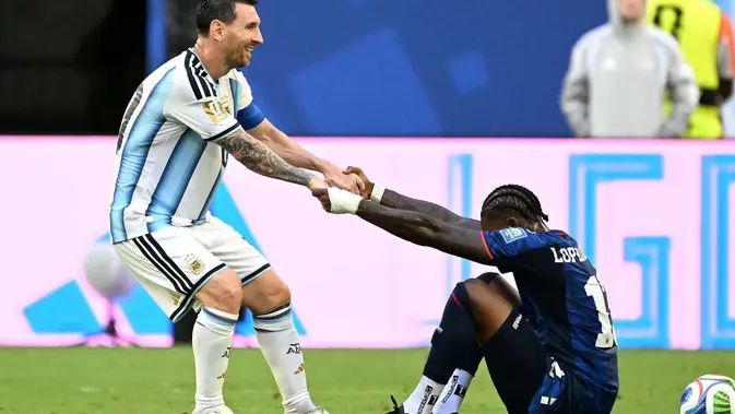 Argentina Lolos Dramatis, Messi Jadi Pahlawan di Miami