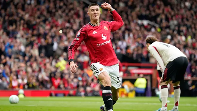 Sesko Brace Hancurkan Liverpool di Old Trafford
