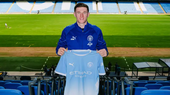 Elliot Anderson Resmi Gabung Manchester City dari Nottingham Forest