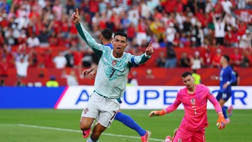 Hoaks Pernikahan Ronaldo Bikin 2.000 Fans Kepung Gereja di Madeira
