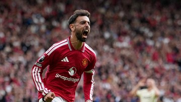 Bruno Fernandes Hattrick, Manchester United Hancurkan Ipswich Town 5-2