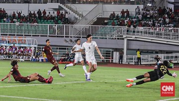 Mitchell Baker Cetak Brace, Timnas Indonesia Pesta Gol di Babak I