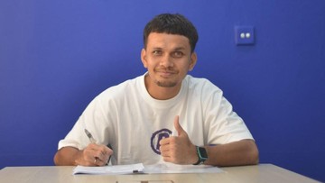 Resmi! Persib Pinjamkan Hamra Hehanussa ke Garudayaksa FC untuk Super League