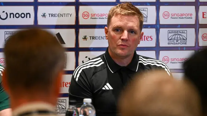 Eddie Howe Siapkan Newcastle Hadapi Arsenal di Singapura
