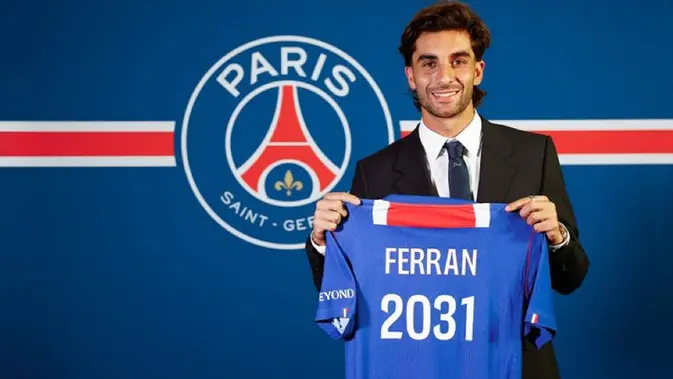 Ferran Torres Resmi Berseragam PSG di Bursa Transfer Musim Dingin