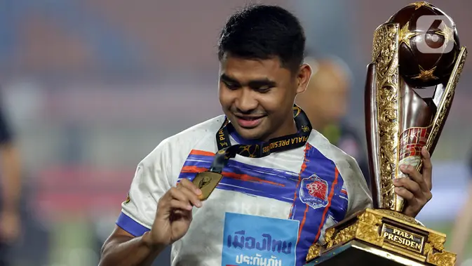Senyum Asnawi Mangkualam Usai Port FC Juara Piala Presiden 2025
