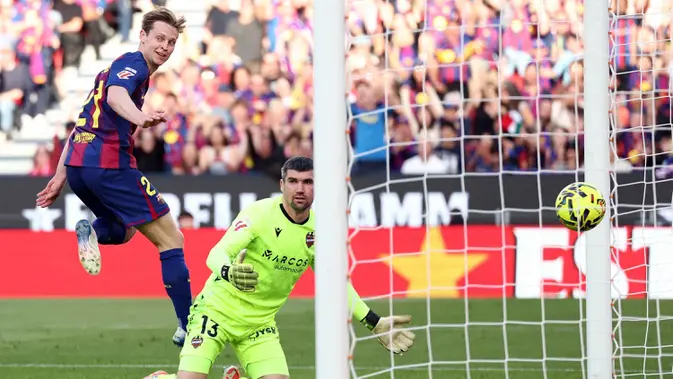 Hempaskan Levante 3-0, Barcelona Kudeta Puncak Klasemen