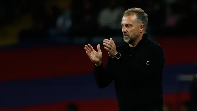 Hansi Flick Puji Performa Solid Barcelona Usai Hancurkan Elche di Camp Nou