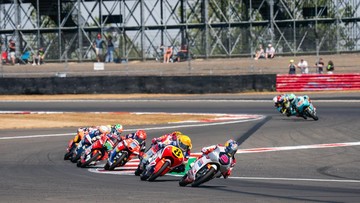 Finis Kesembilan di Moto3 Inggris, Veda Ega Dipuji Bos Honda